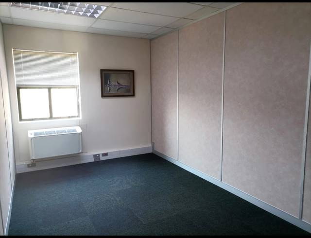 75M² OFFICE TO LET IN HIGHVELD